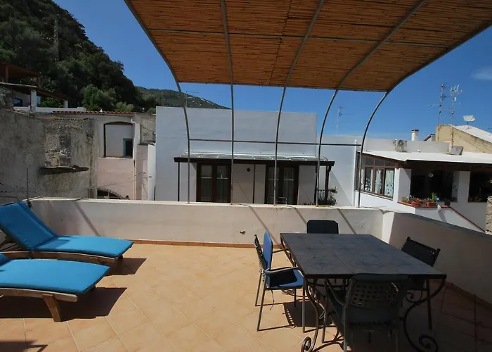 Apartamento Casa Al Mar Canneto Lípara